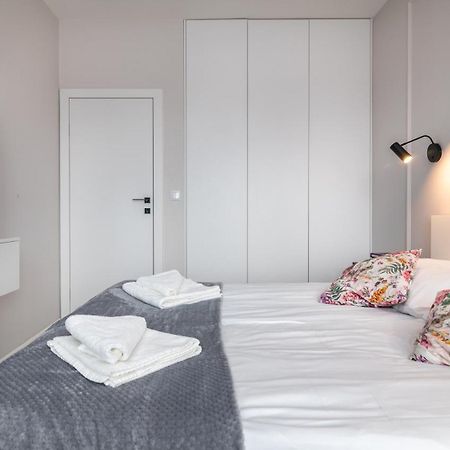 Prestige Apartments - Rajska 8 - Old Town 格但斯克 外观 照片