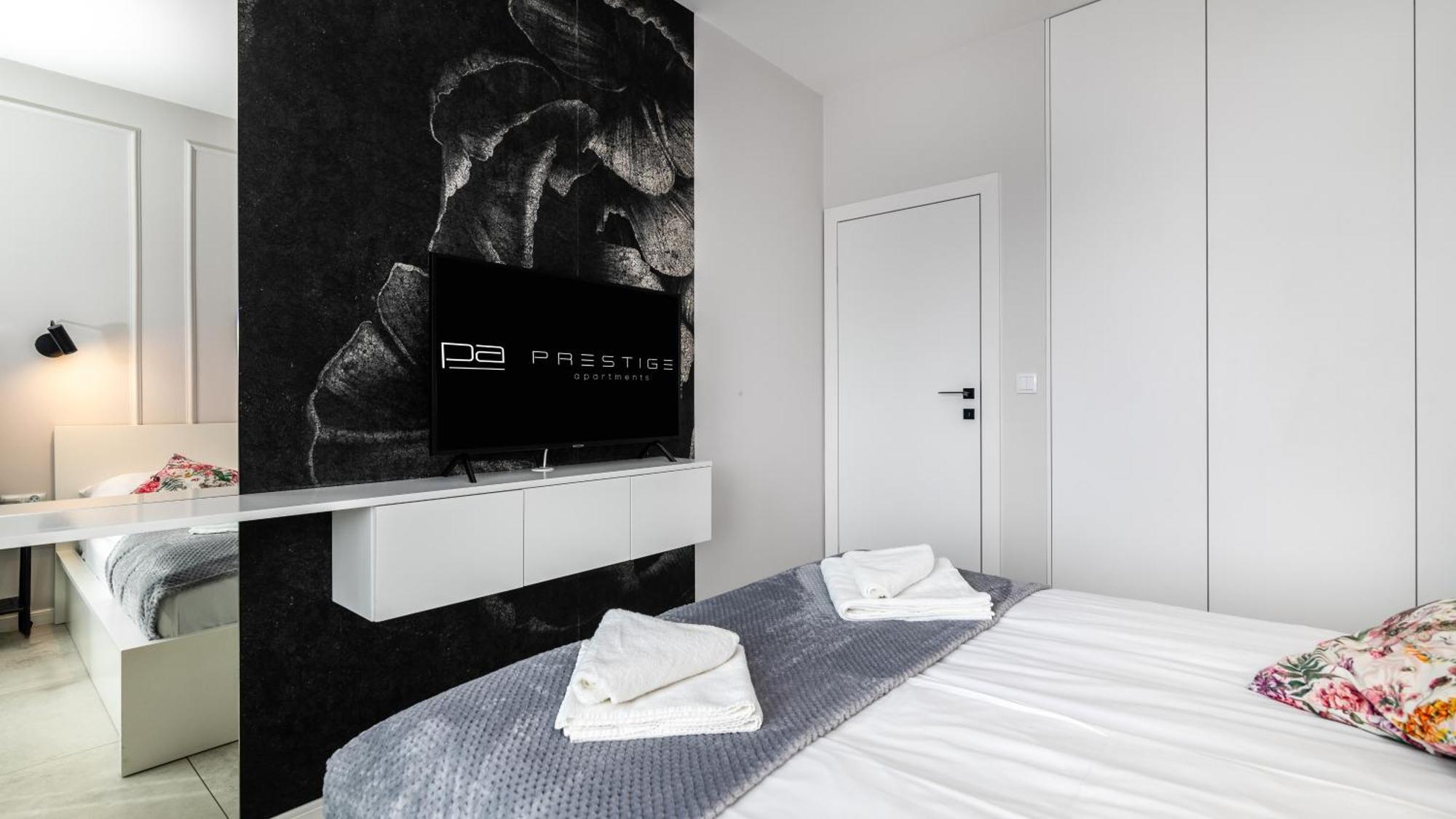 Prestige Apartments - Rajska 8 - Old Town 格但斯克 外观 照片